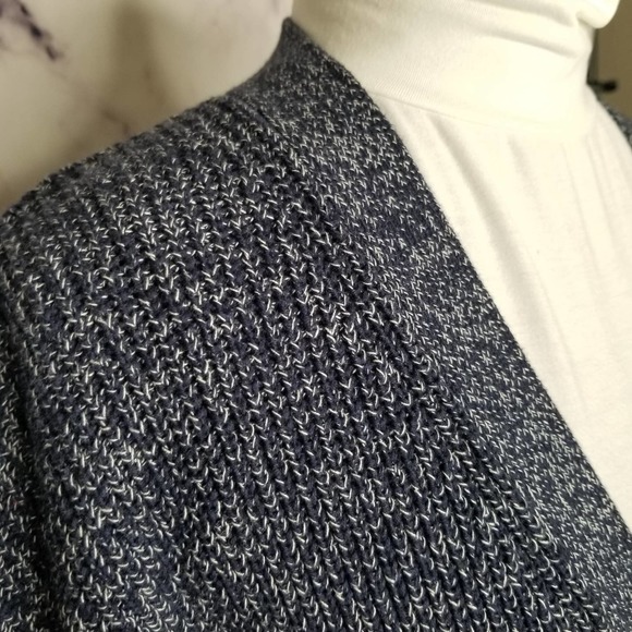 GAP button down heavy weight cardigan sweater M - Picture 5 of 7